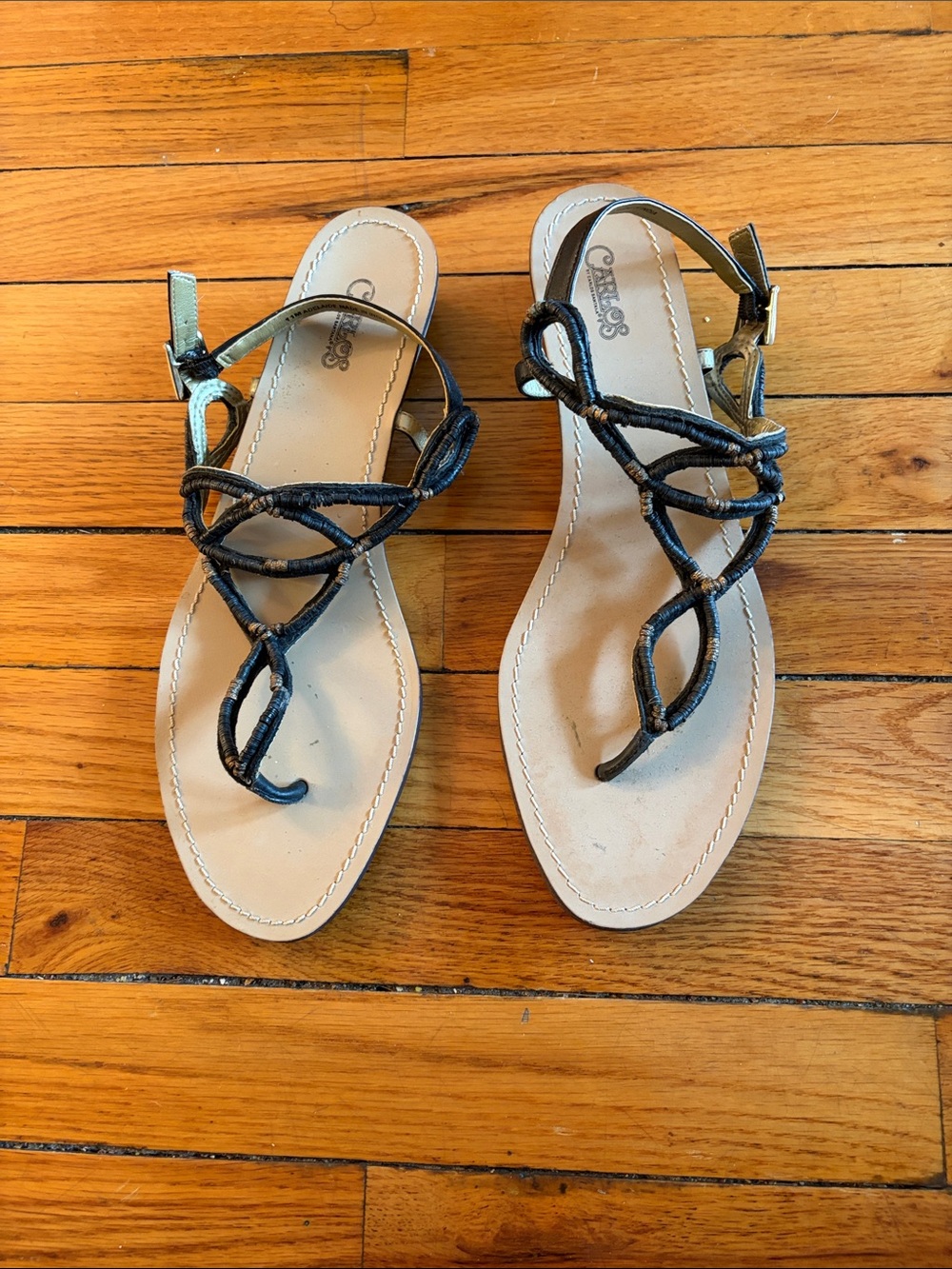 Franco Sarto Black Strappy Toe-Loop Sandals with Beige Footbed